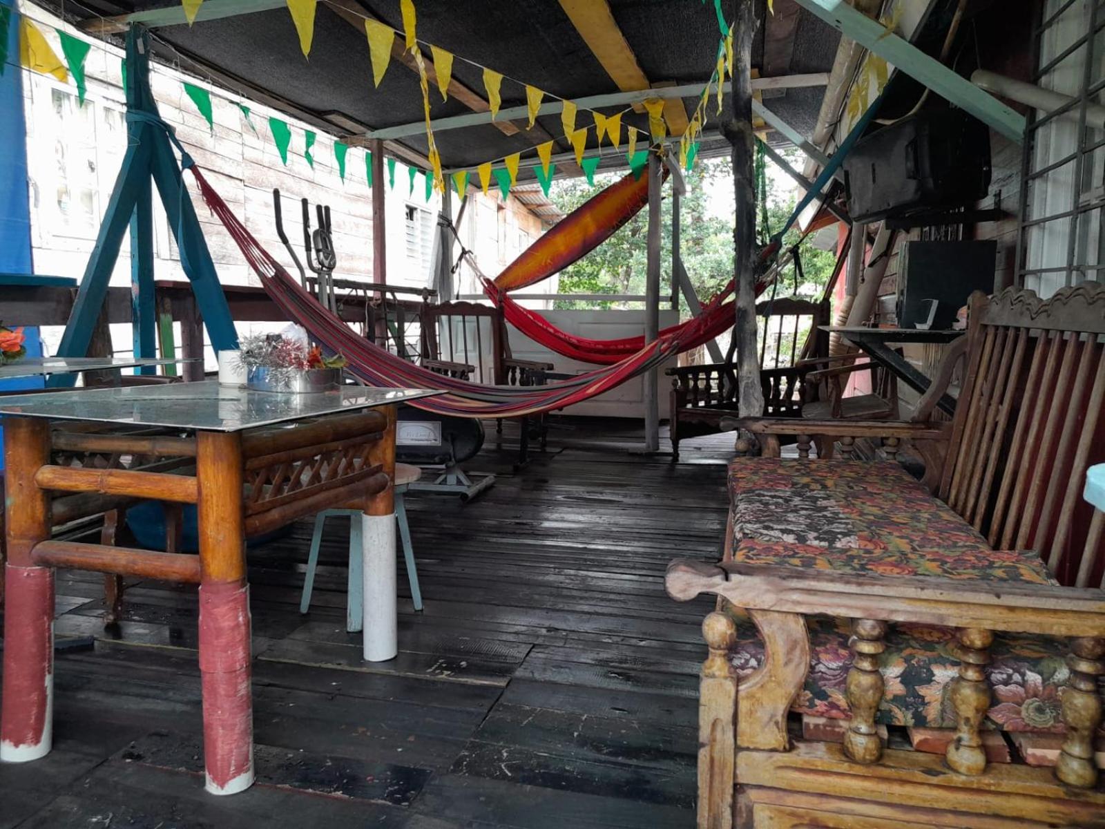 Hostal Cafe Axel Bocas del Toro Exterior foto